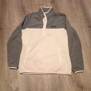 Columbia Two-Tone Gray and Cream Pullover